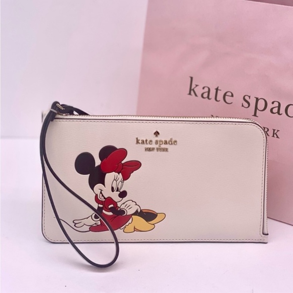 Kate Spade White Wristlet with Minnie Mouse Design